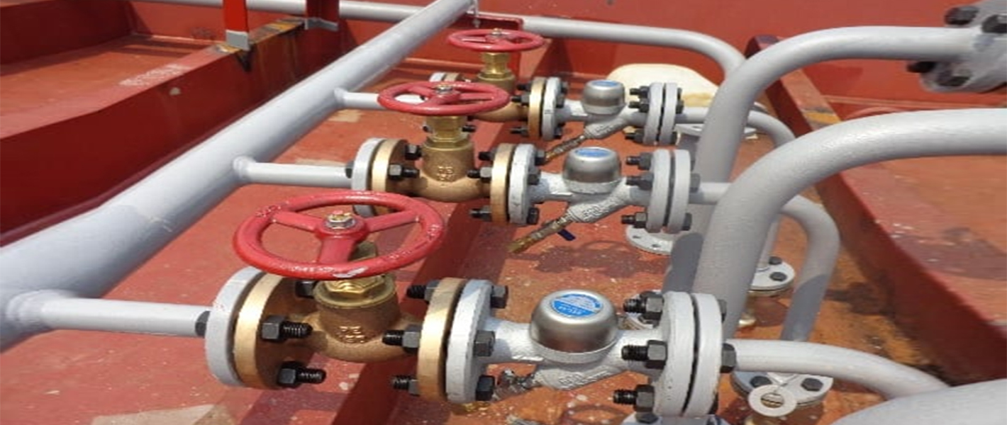 Nettoyage &agrave; la vapeur pour p&eacute;trolier