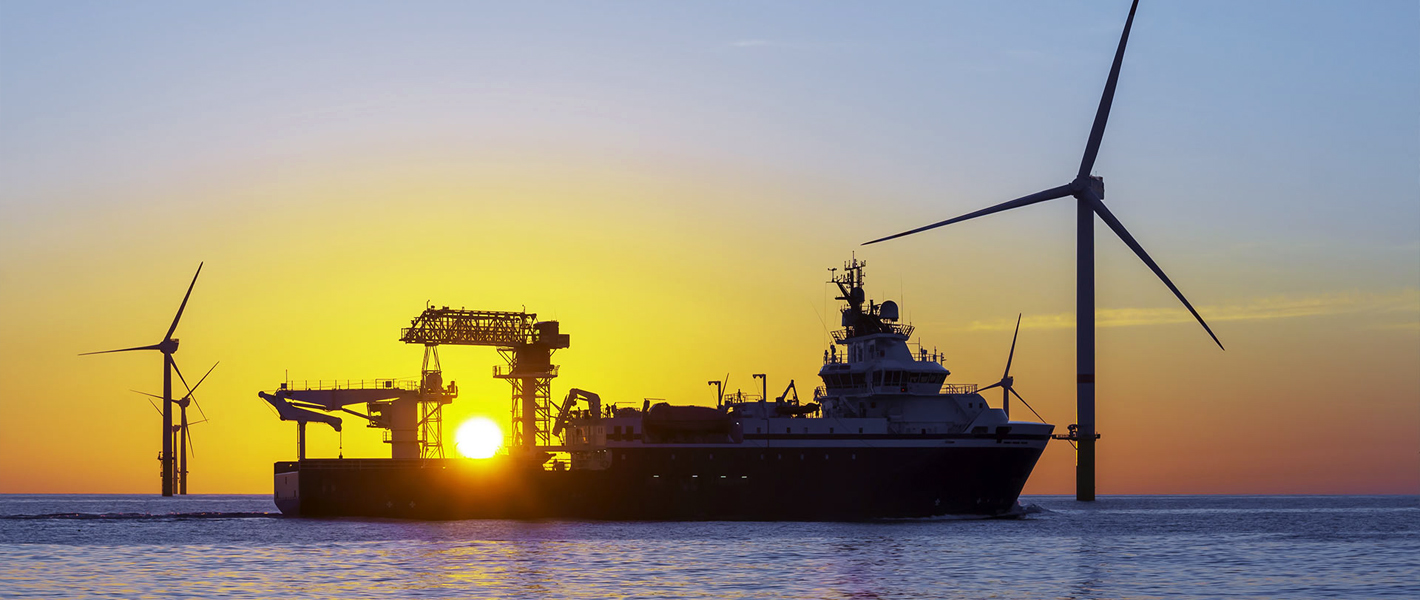 Voie d'économie de carburant pour les navires de soutien offshore