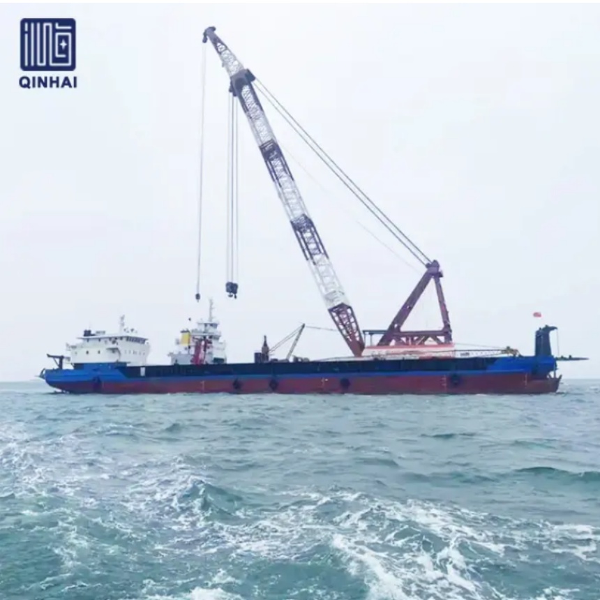 En quoi la barge LCT diffère-t-elle des barges traditionnelles ?