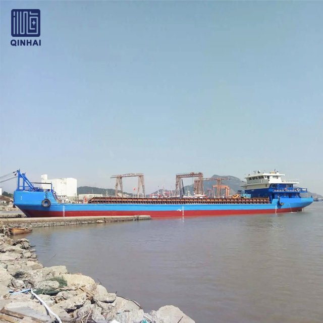 Navire-barge Qinhai 5000dwt LCT avec un temps de cycle de construction court